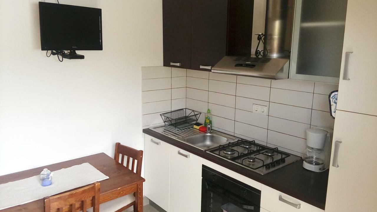 Apartmani Dana Sukošan Eksteriør bilde
